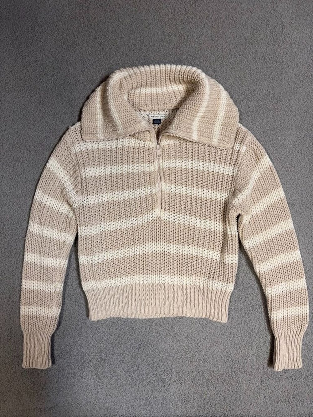American Eagle Womens M Beige Cream Striped Chunky Knit Quarter Zip Sweater